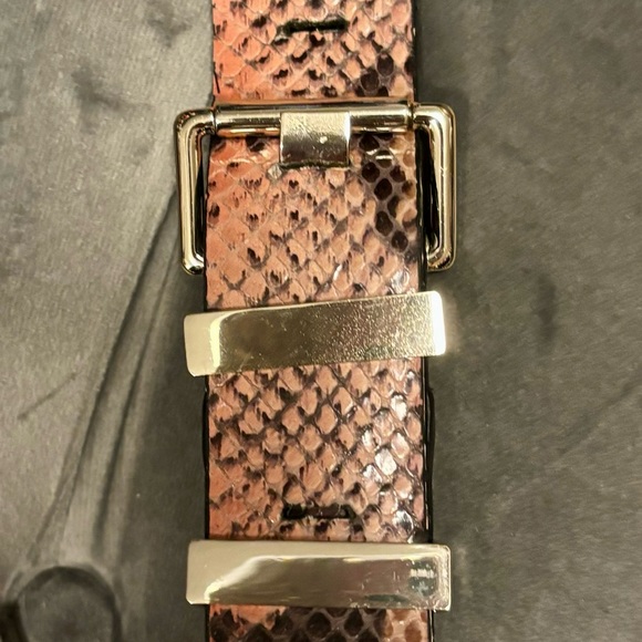 Trina Turk leather snakeskin print handbag NWT - Picture 7 of 11